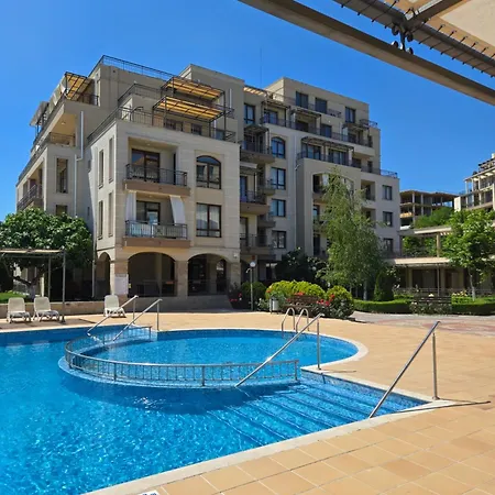 Juli Sorento Sveti Vlas